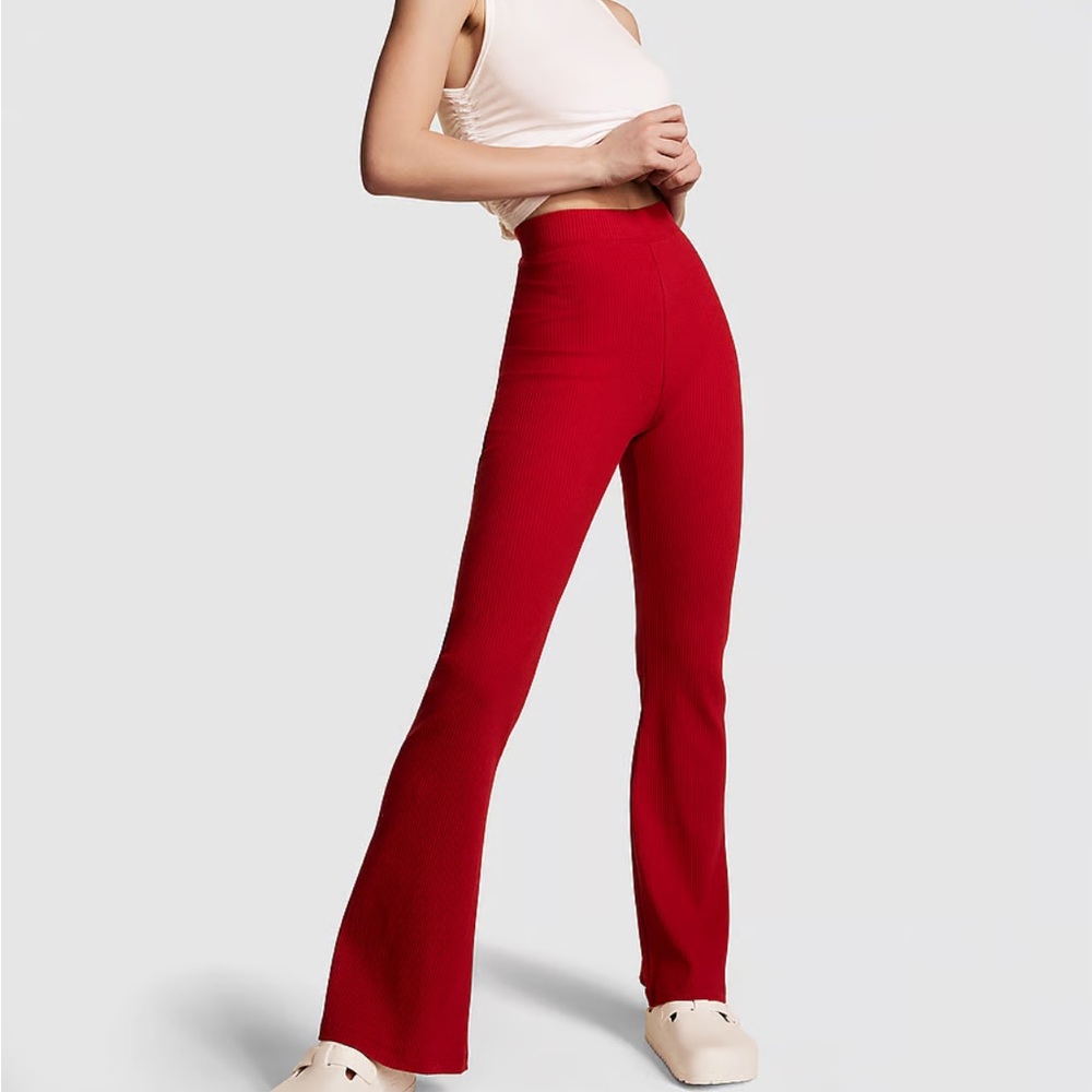 Set of 2 Victoria's Secret Ribbed High-Rise Flare Leggings in Red and Black